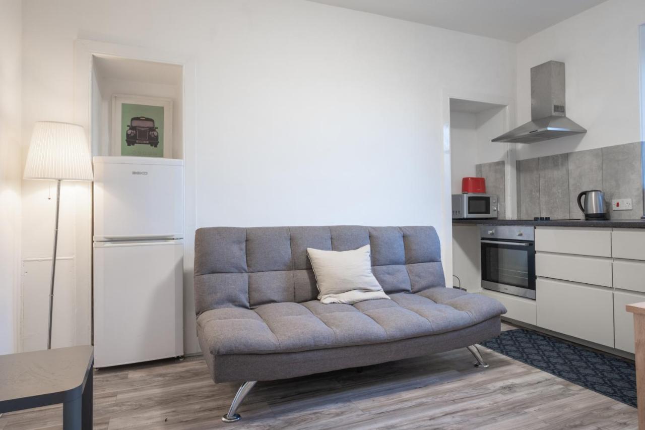 Hutch 2 Bed Apart Αμπερντήν Εξωτερικό φωτογραφία