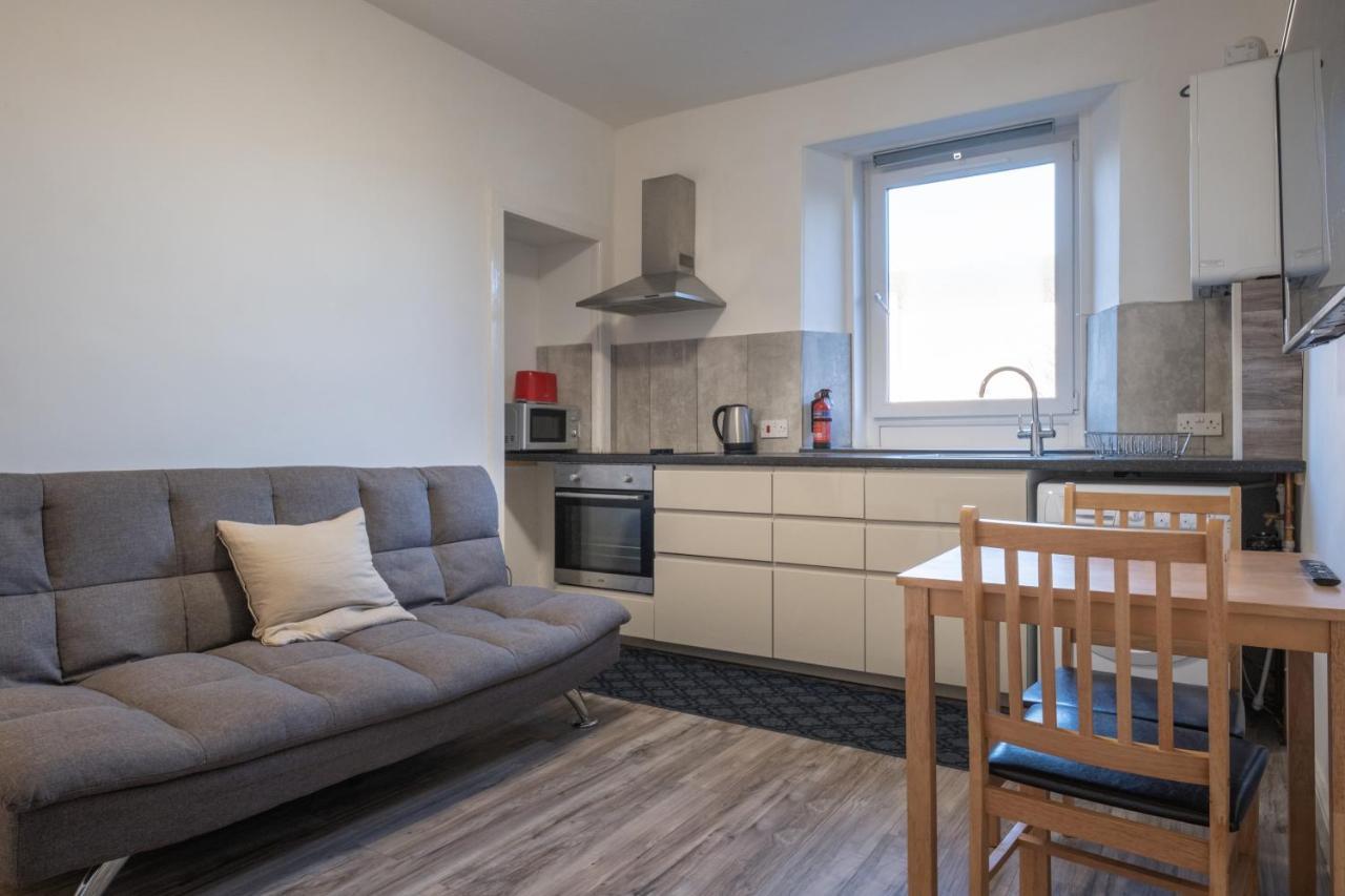 Hutch 2 Bed Apart Αμπερντήν Εξωτερικό φωτογραφία